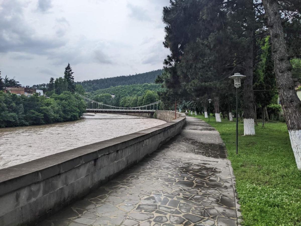 Riverside Borjomi ภายนอก รูปภาพ